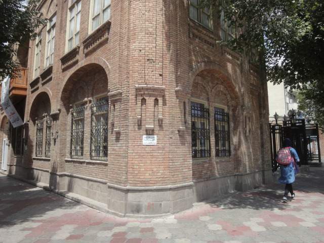 کافه کتاب تبریز